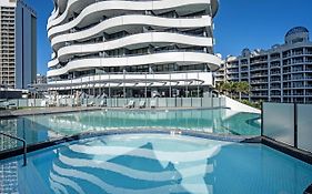 The Wave Resort Gold Coast 4*